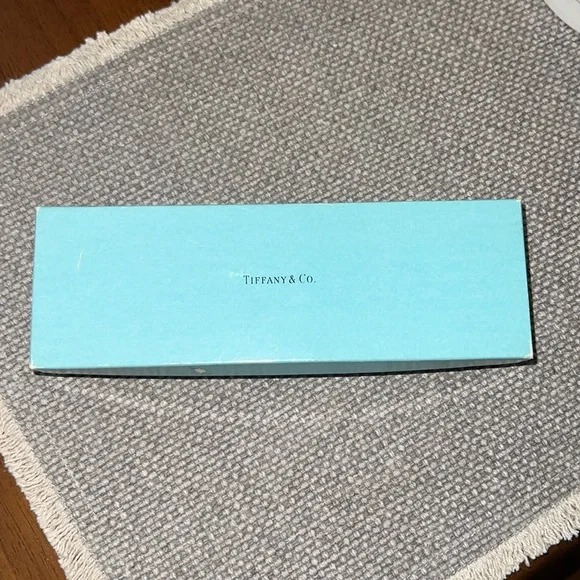 Vintage sterling silver Tiffany double leaf spoon straws - Picture 2 of 5